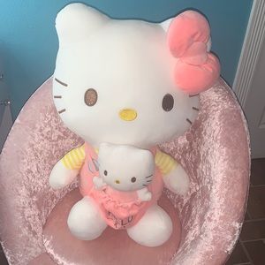 Hello kitty jumbo